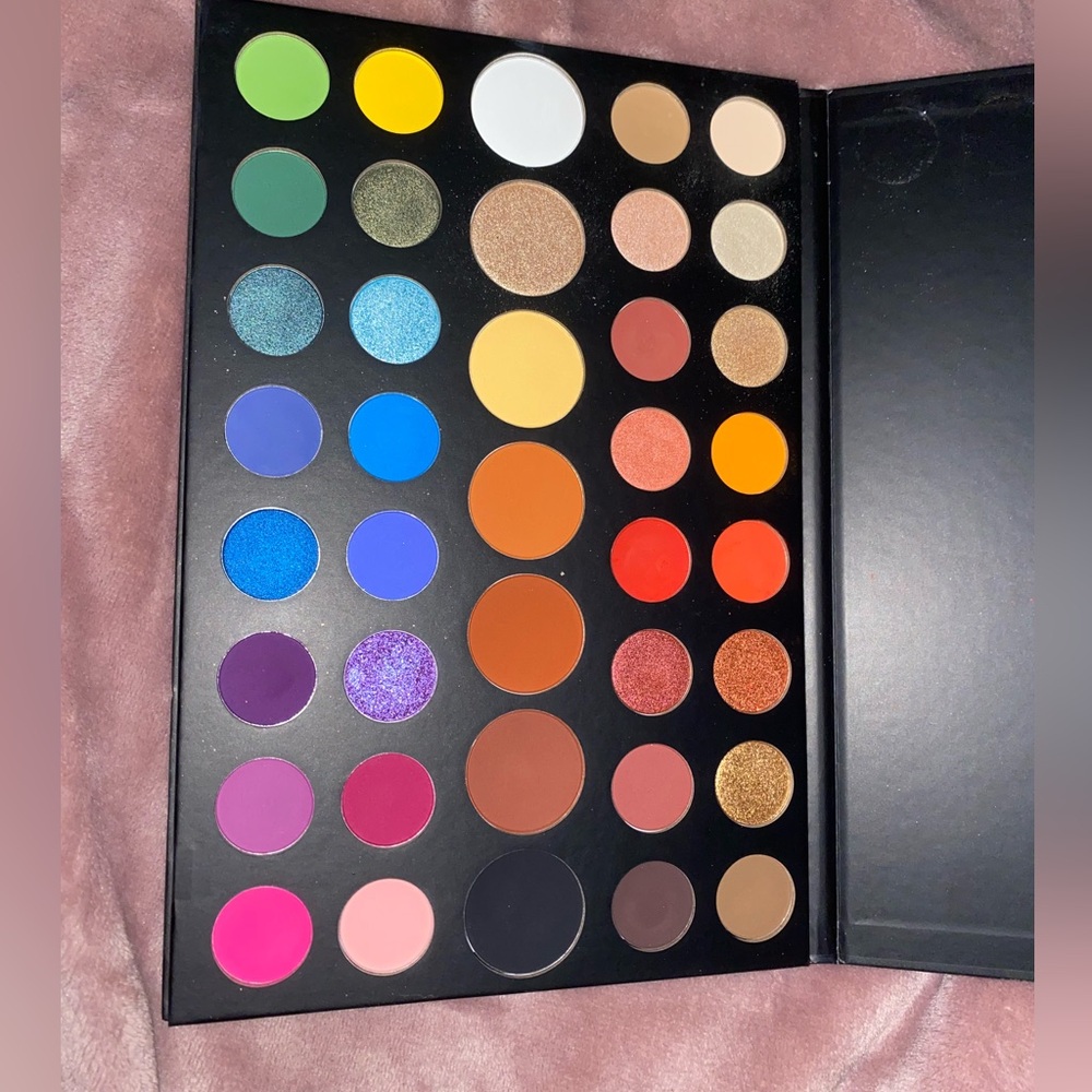 COPY - Morphe X James Charles pallet never used
